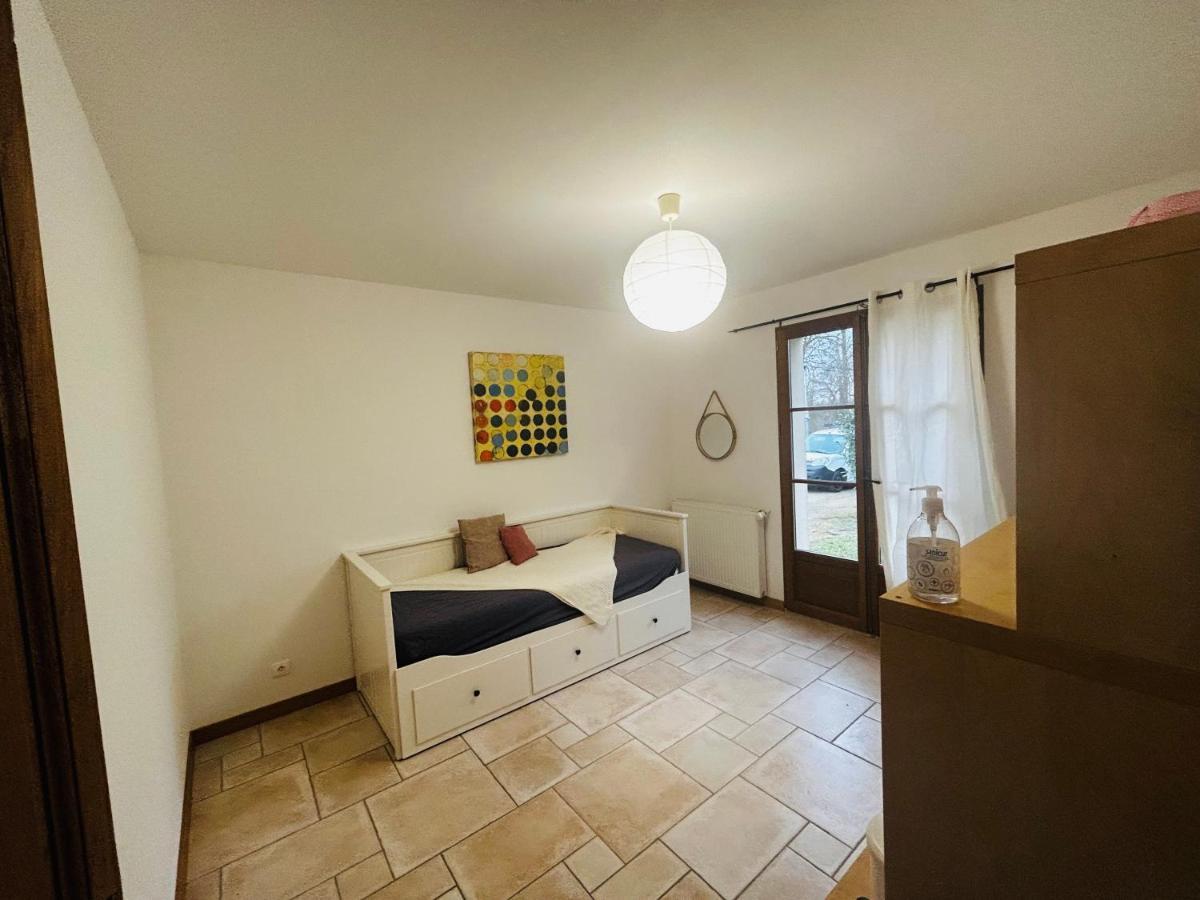 Appartamento Chambre Privee Avec Coin Wc Lave Main Privatif Grez-sur-Loing Esterno foto