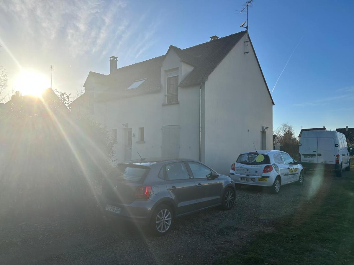 Appartamento Chambre Privee Avec Coin Wc Lave Main Privatif Grez-sur-Loing Esterno foto